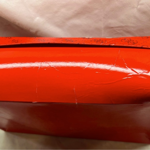 Guess- Purple Strappy Patent - Worn once on Carpet! 7M - Picture 7 of 8